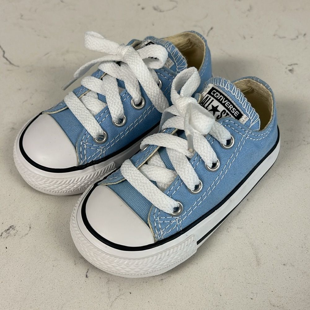 Converse Chuck Taylor All Star Lo Sneaker - Light Blue- Size 5